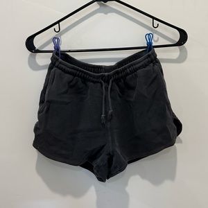 BRANDY MELVILLE Shorts